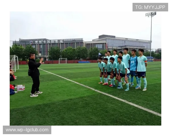 以热力公司足球营地为核心打造青少年运动成长与团队精神培育基地